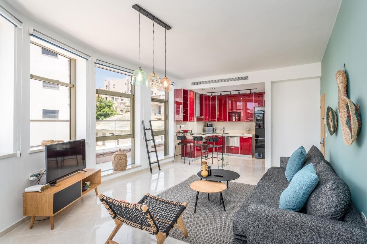 Superbe Apt Avec Terrasse Tres Proche De La Mer ! 텔아비브 외부 사진
